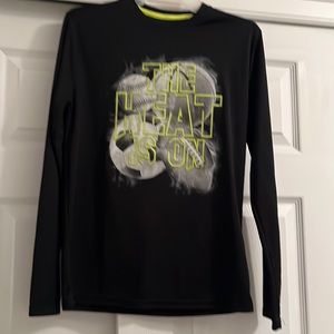 Performance active tee size 14-16 kids